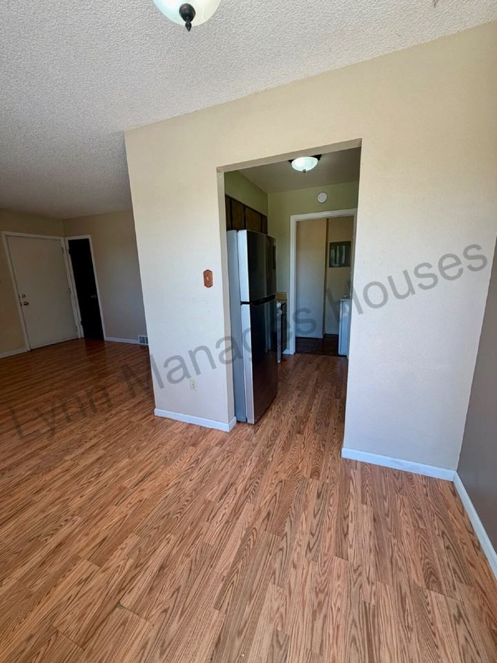 5003 Townsend Pl - Photo 7 of 16