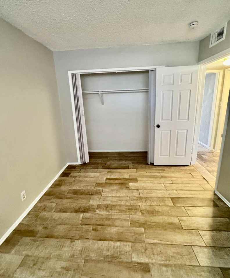 720 N 10th St Apt 1 #Apt 1