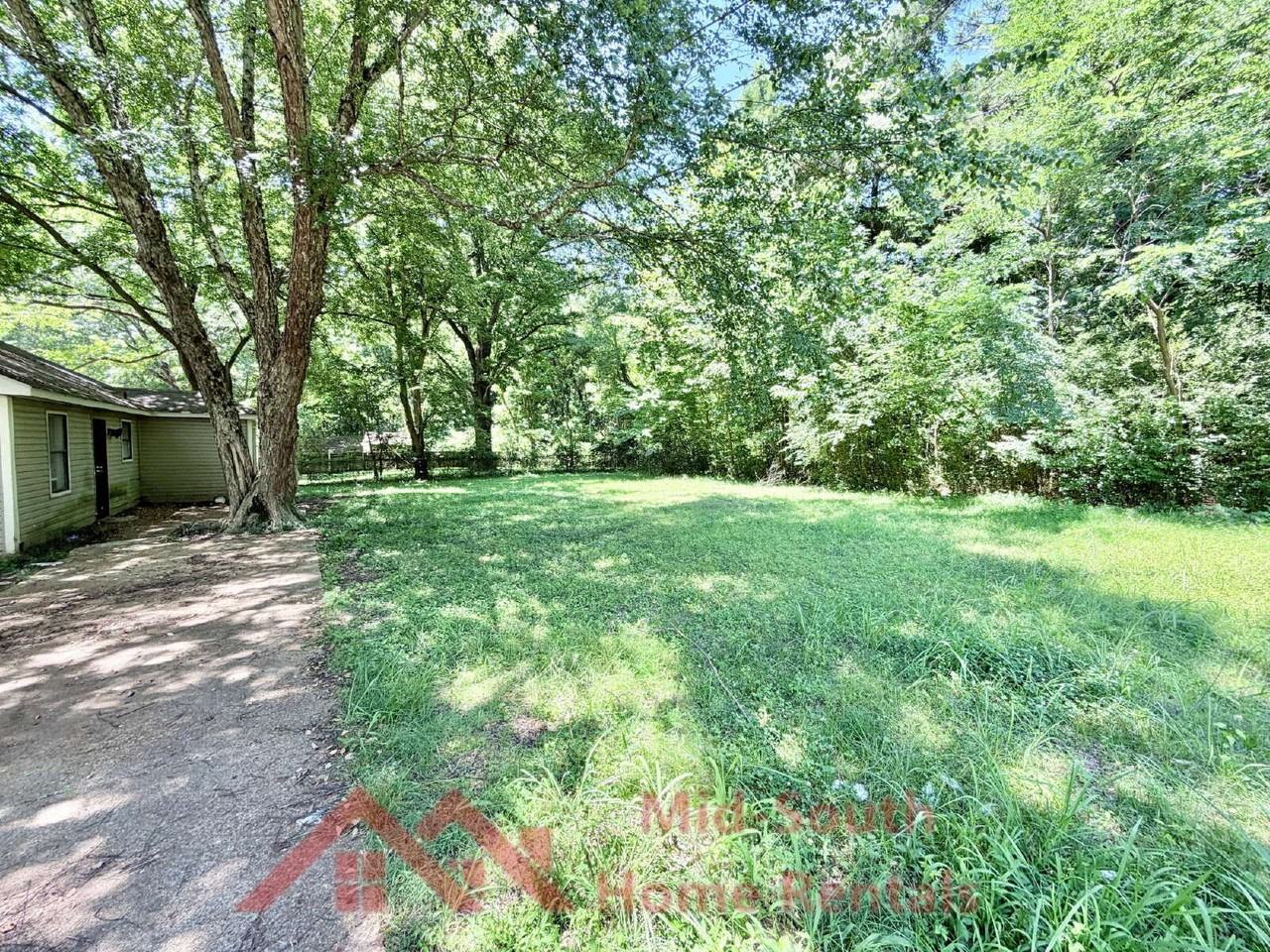 3754 Rainford Dr - Photo 4 of 23