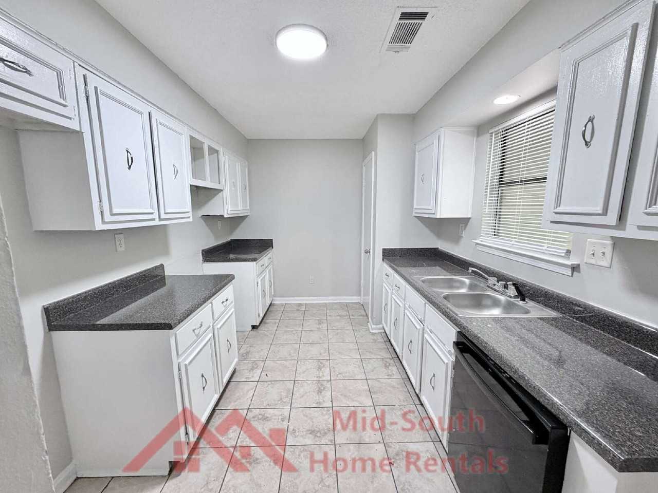 3754 Rainford Dr - Photo 7 of 23