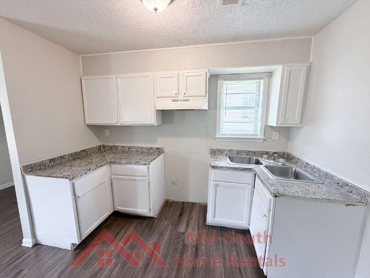 3431 Rebeh Rd - Photo 5 of 19