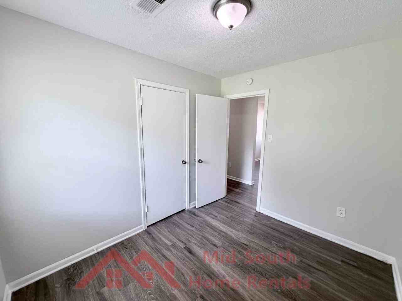 3431 Rebeh Rd - Photo 7 of 19