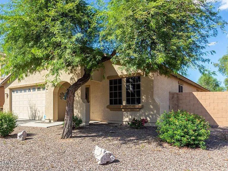 1180 E Saddleback Pl - Photo 3 of 15