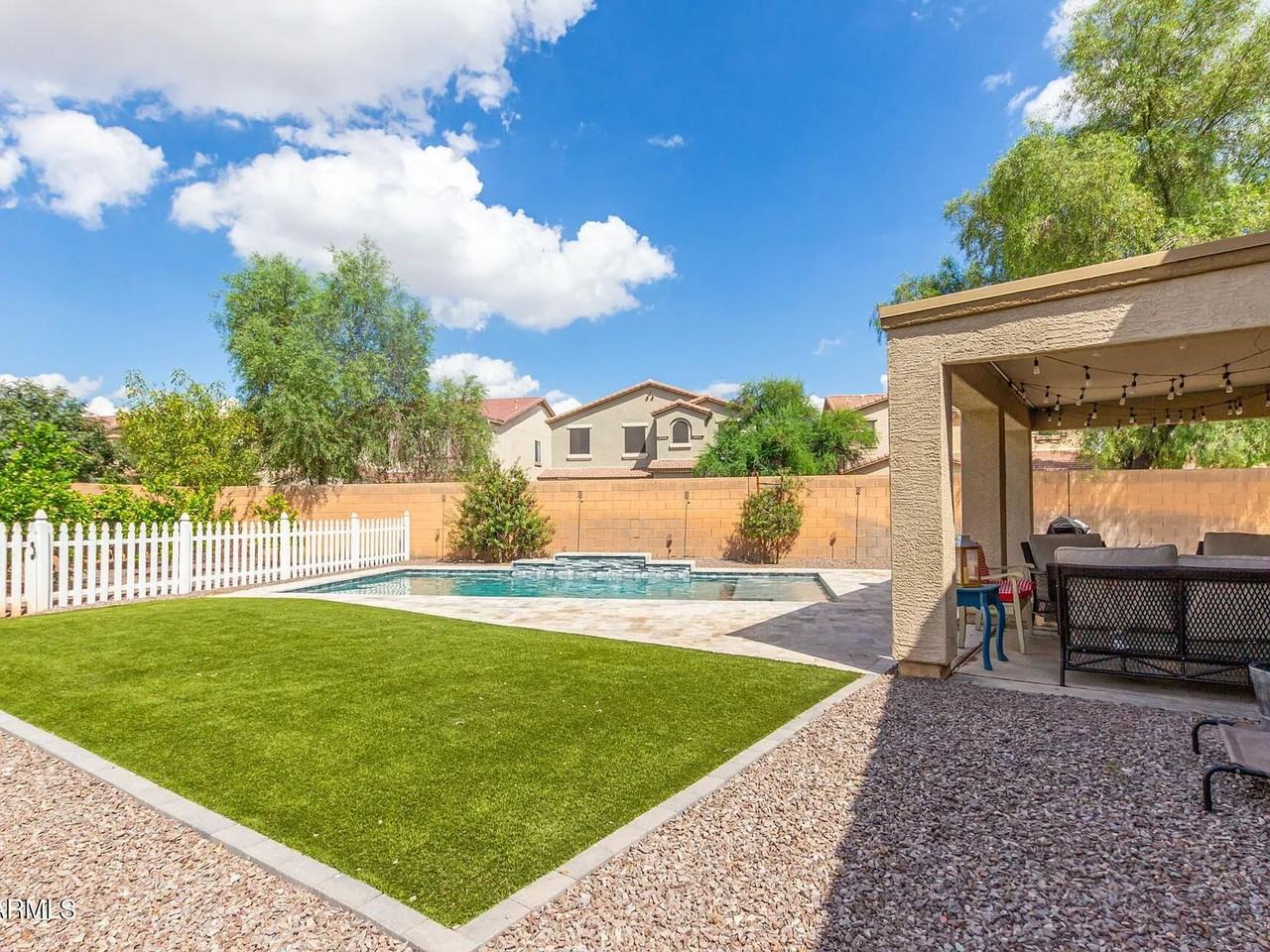 1180 E Saddleback Pl - Photo 7 of 15