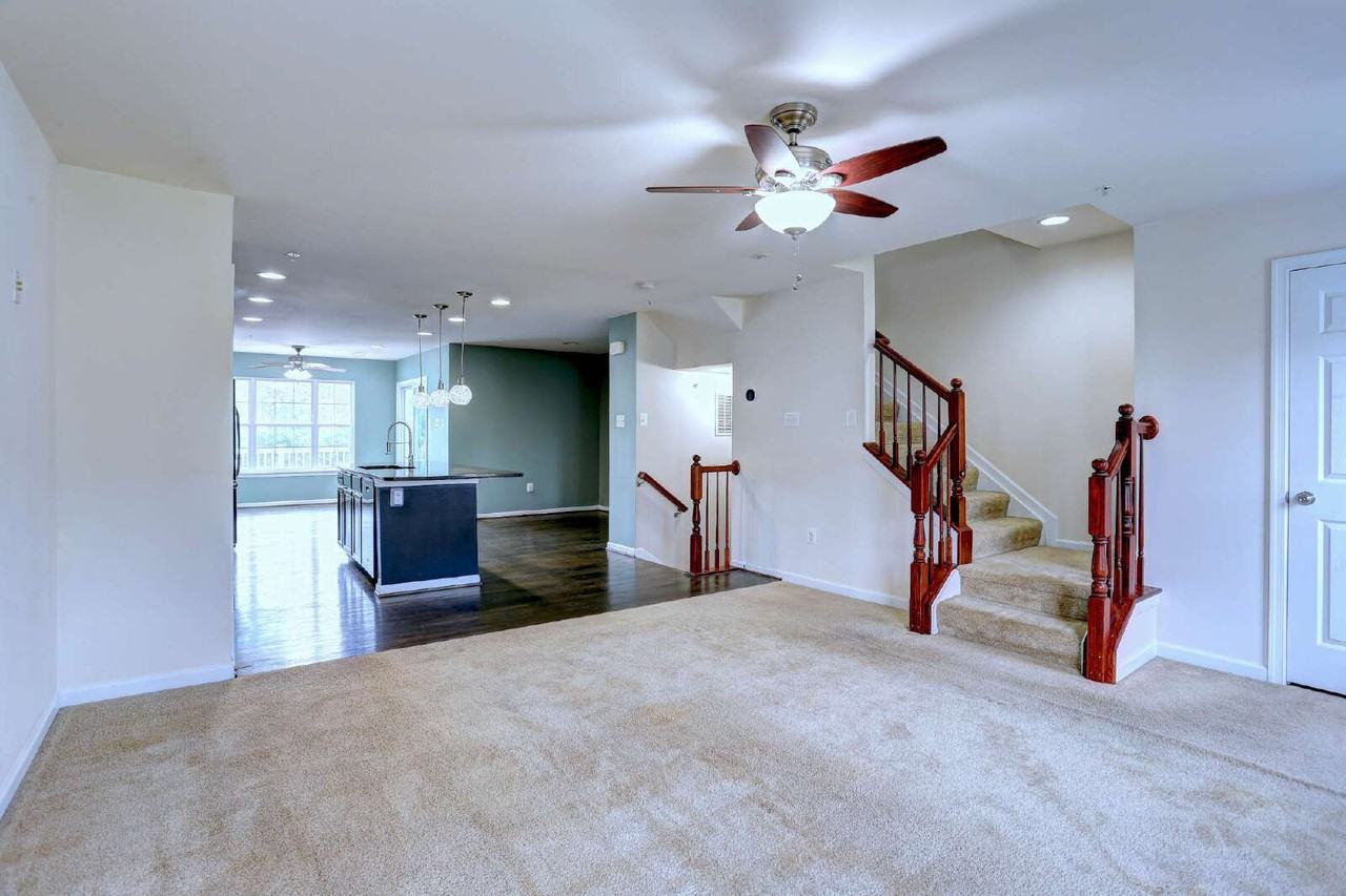 8434 Stansbury Lake Dr - Photo 7 of 38
