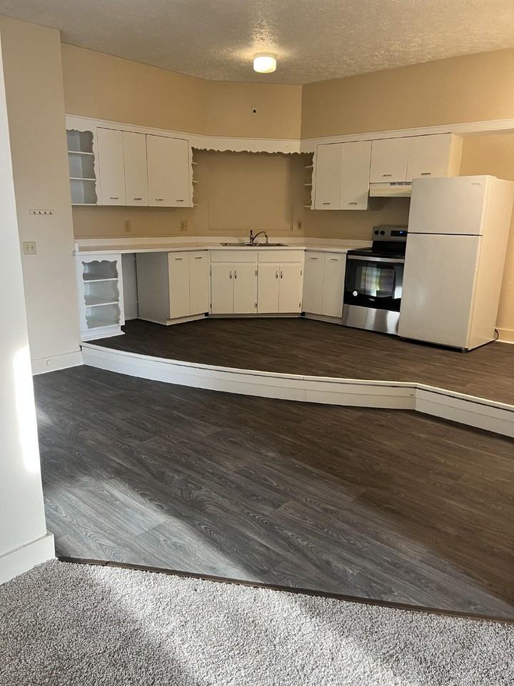 50 Main St #1 - Photo 2 of 14