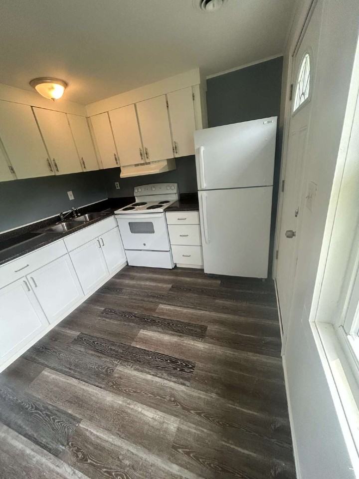 4112 Main St #1 - Photo 2 of 19
