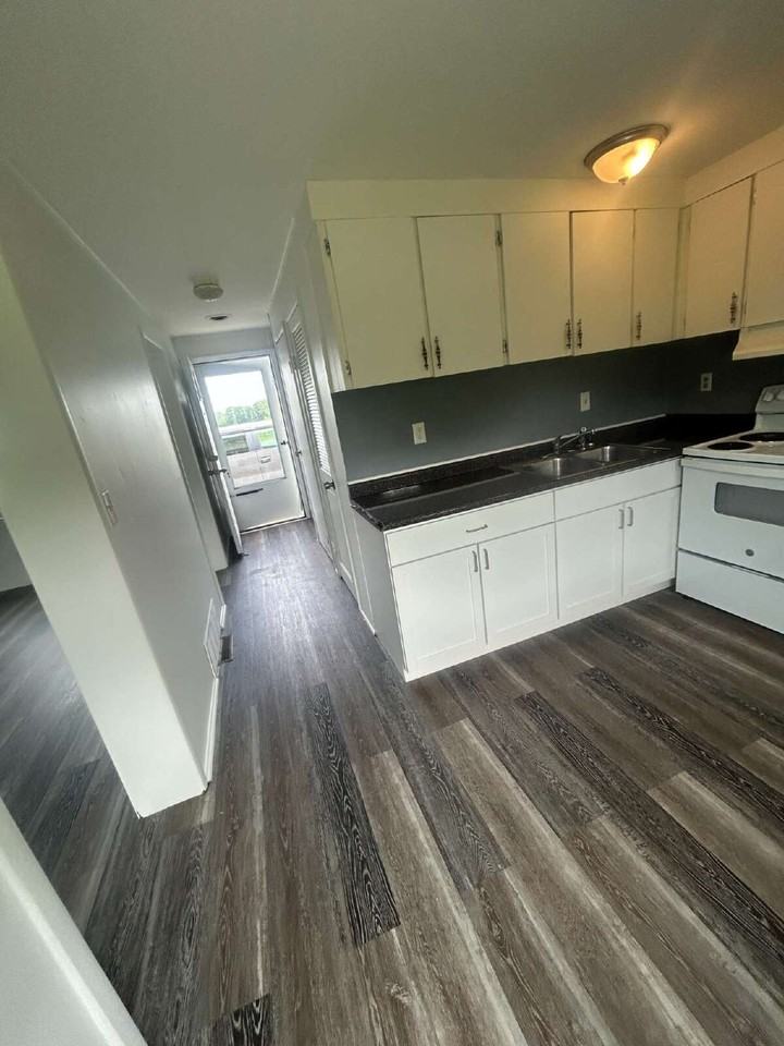 4112 Main St #1 - Photo 3 of 19