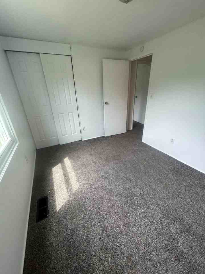 4112 Main St #1 - Photo 4 of 19