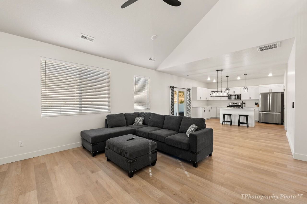 776 S Liberty Cove Dr #B - Photo 6 of 10