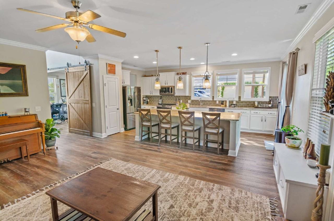 11 W Dewey Cir - Photo 5 of 32