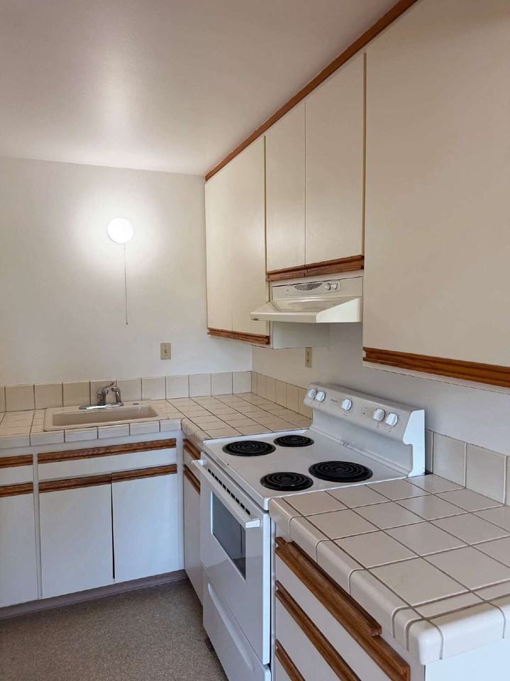 681 1st St W - Photo 6 of 15