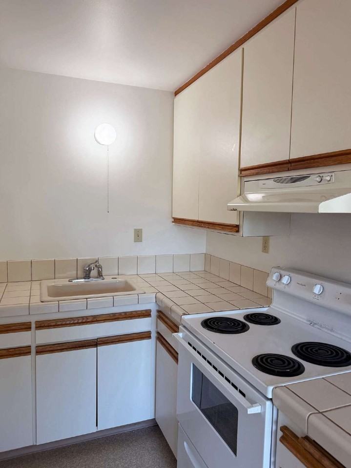 681 1st St W - Photo 7 of 15