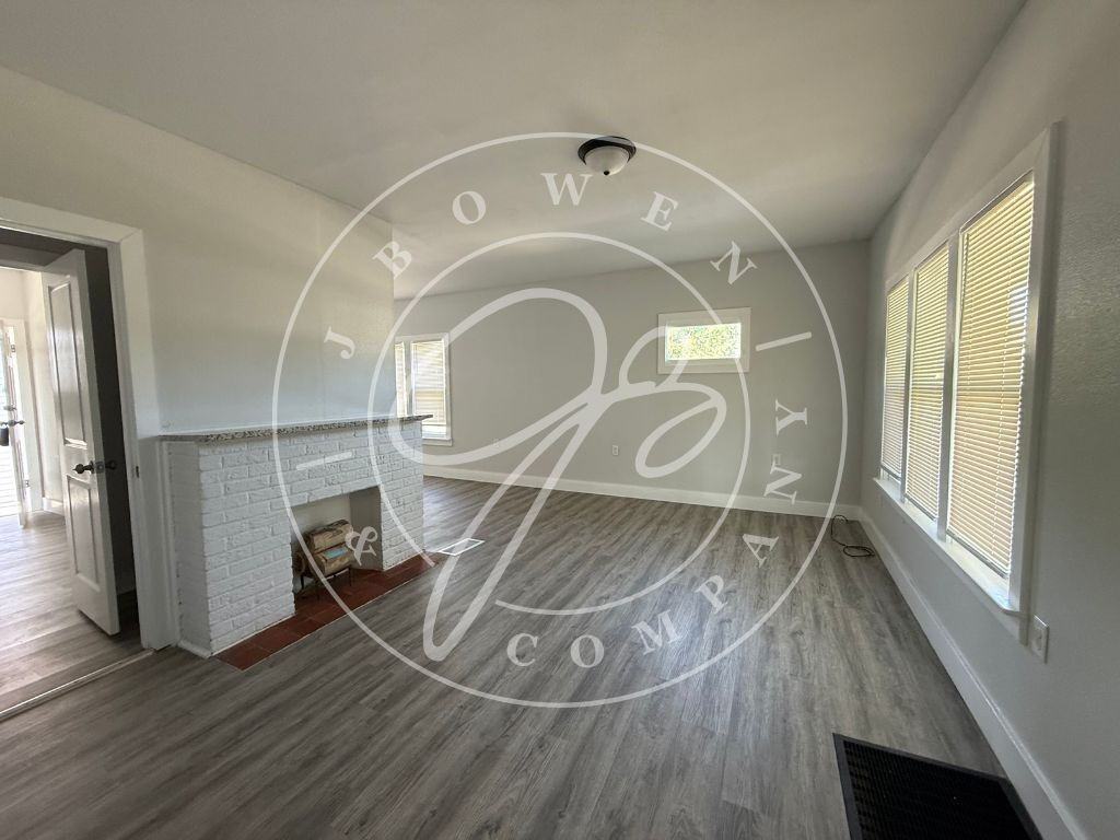 640 Nevada St - Photo 3 of 5