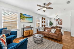 2704 32nd St - Photo 1 of 1