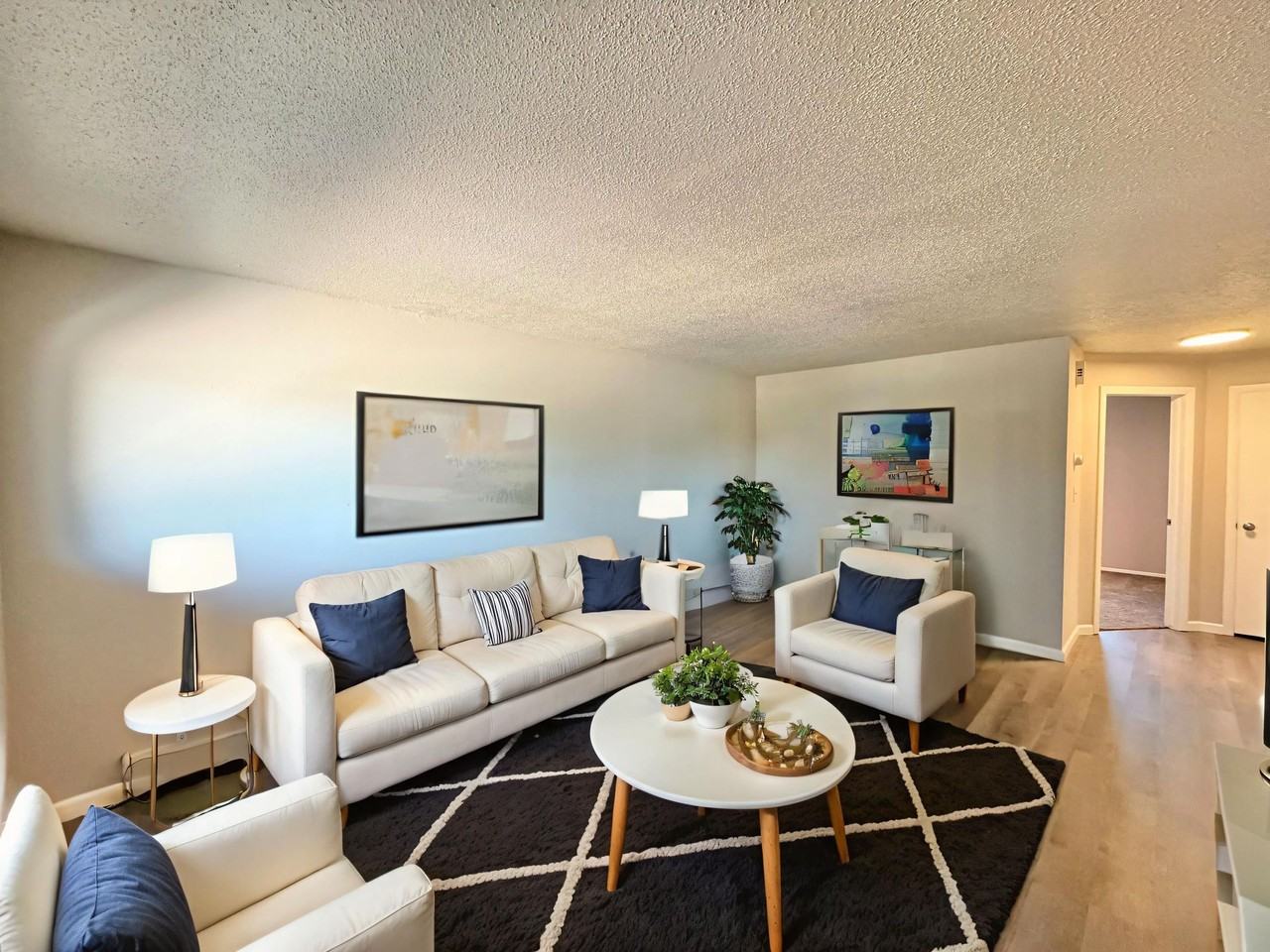 Landmark Apartments - Photo 5 of 9