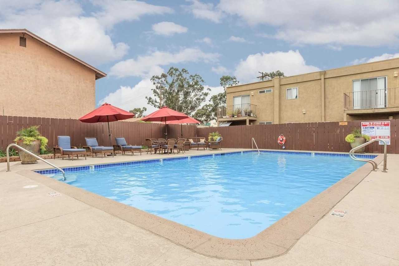 Sandalwood Apartments - Photo 6 of 15