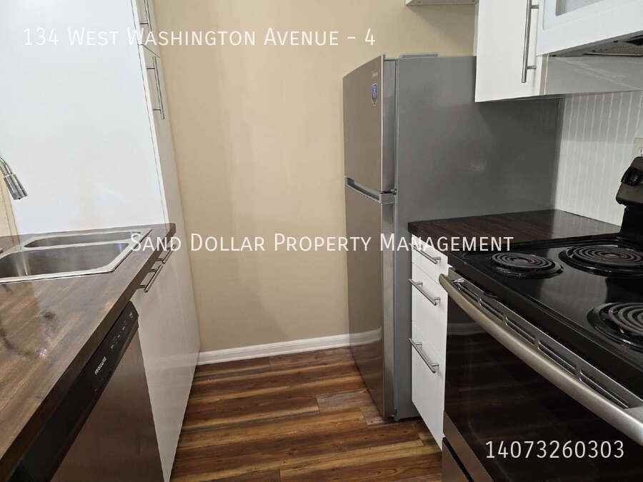 134 W Washington Ave #4 - Photo 5 of 16