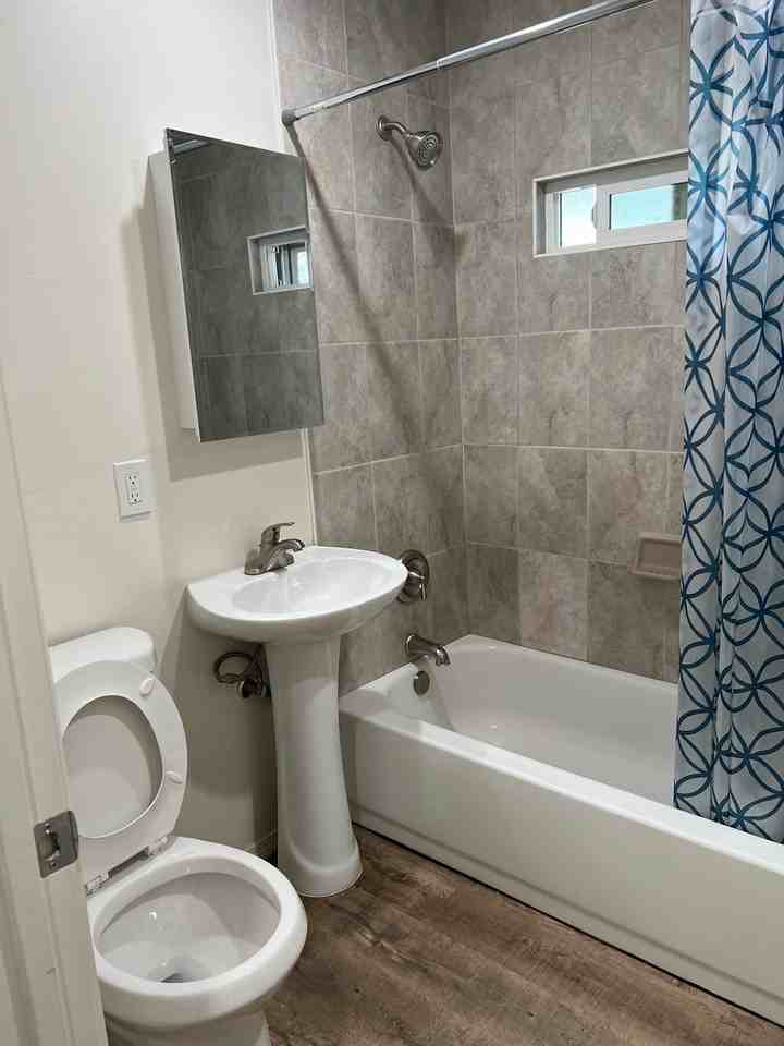 2207 River Blvd #D - Photo 7 of 18