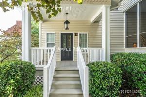 featured image of 1011 9th St #1