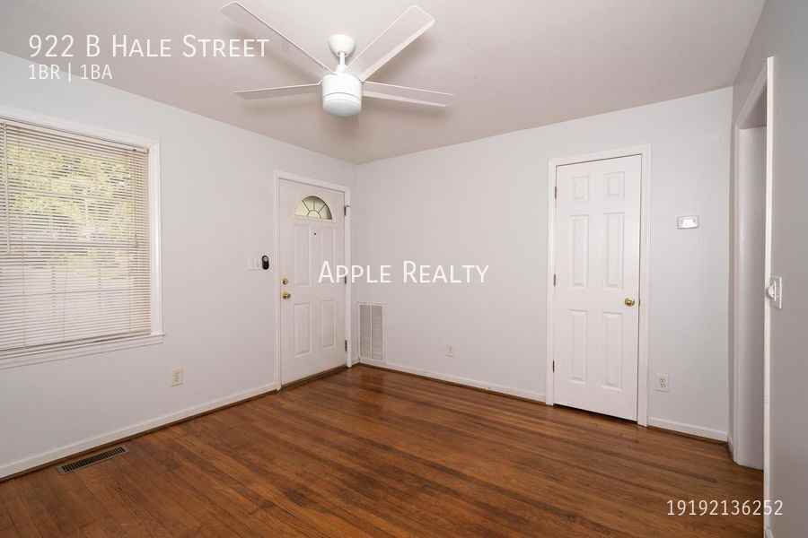 922B Hale St - Photo 2 of 11