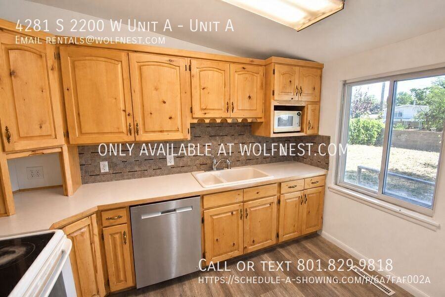 4281 S 2200 W Unit A #A - Photo 5 of 22