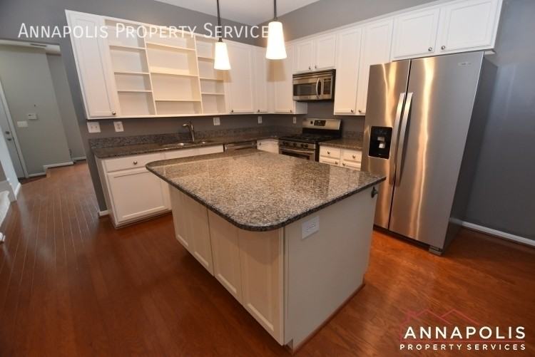 37 Harbour Heights Dr - Photo 4 of 24