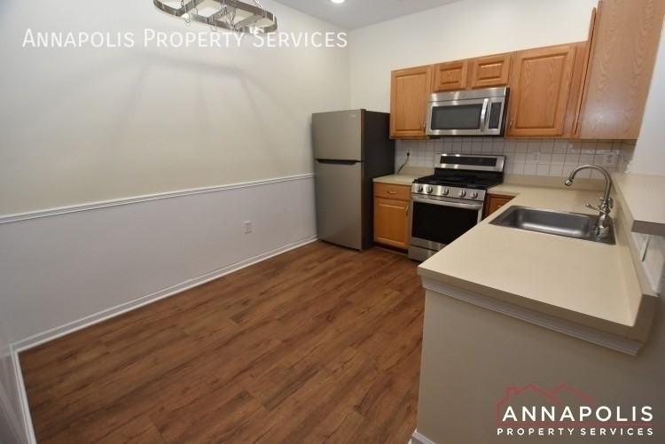 8725 Spring Brook Way - Photo 5 of 38