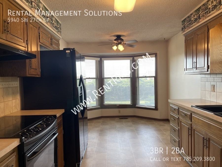 5940 Sw 27th Ct - Photo 5 of 30