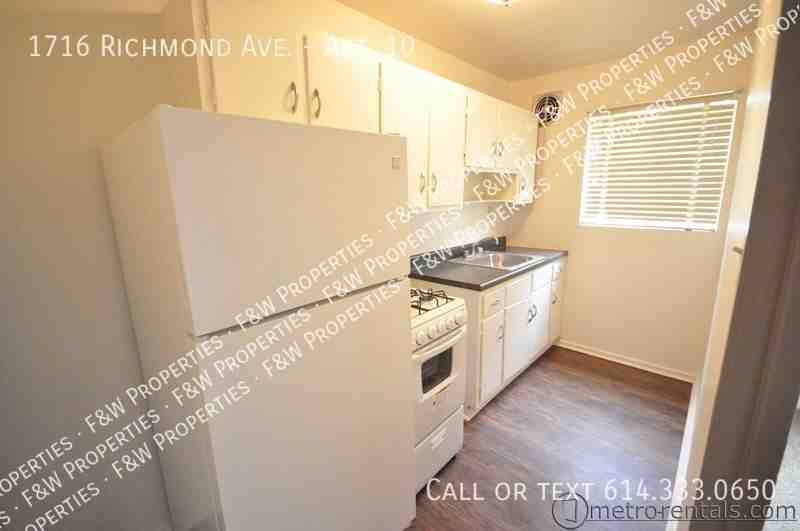 1716 Richmond Ave #10 - Photo 3 of 10