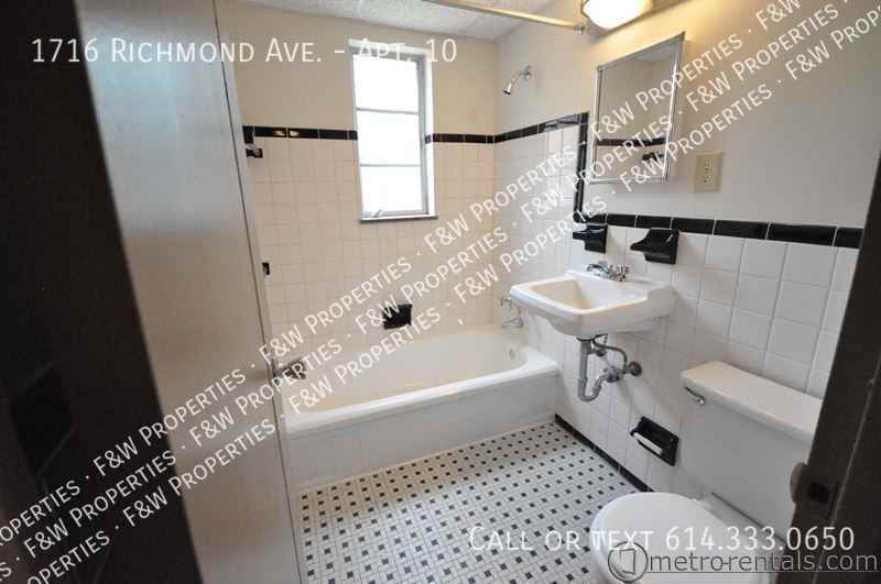 1716 Richmond Ave #10 - Photo 6 of 10