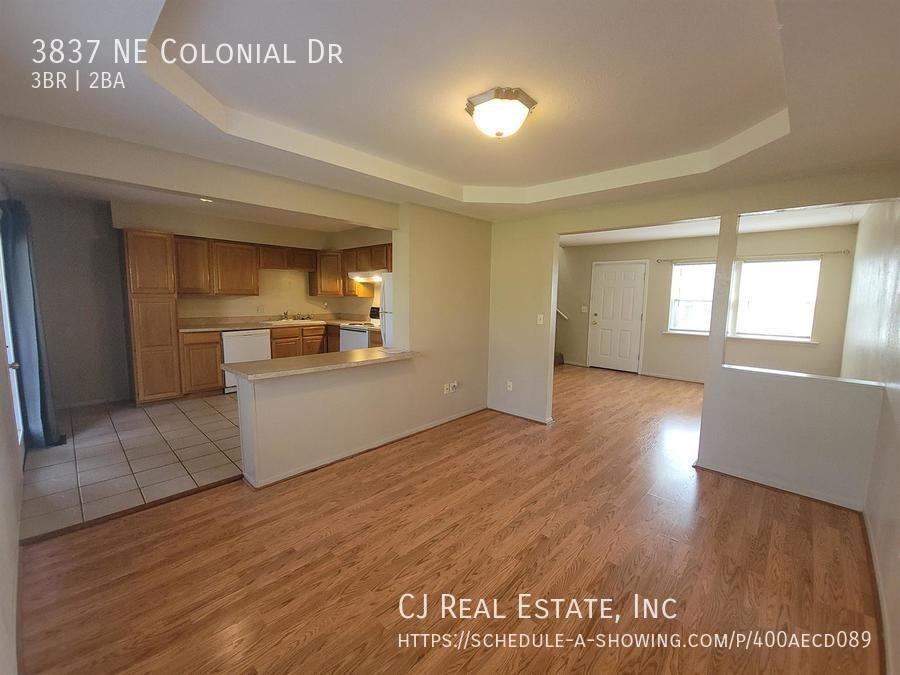 3837 Ne Colonial Dr - Photo 4 of 11
