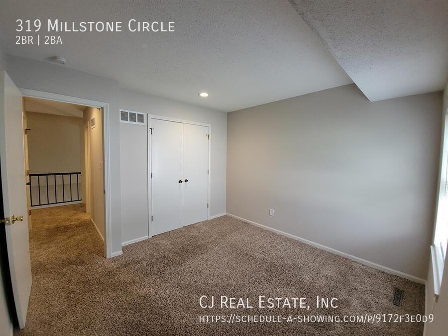 319 Nw Millstone Cir - Photo 6 of 12