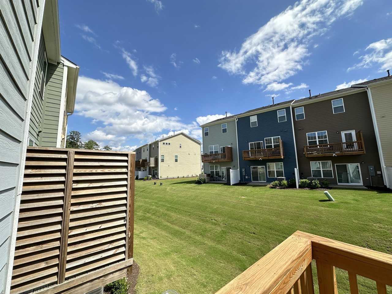 1002 Manorhaven Dr #1 - Photo 6 of 10