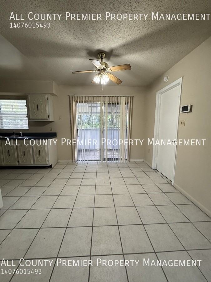 6400 Swallow Hill Dr - Photo 3 of 9
