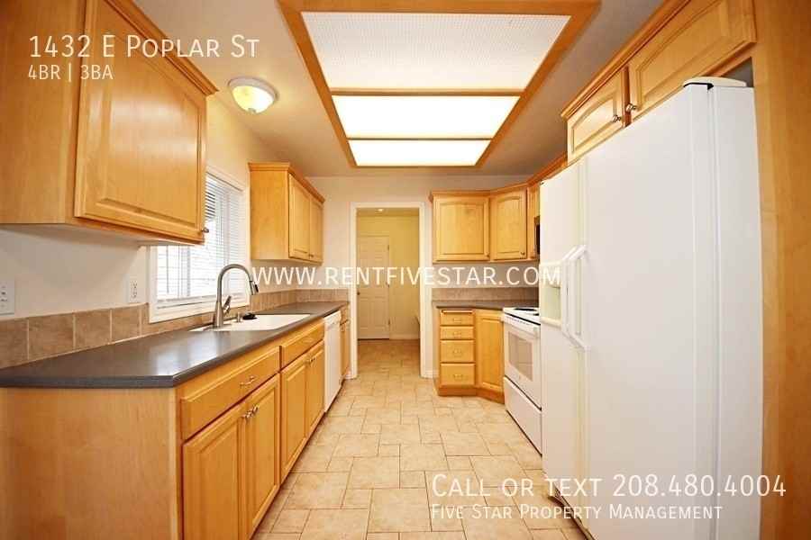 1432 E Poplar St - Photo 5 of 21