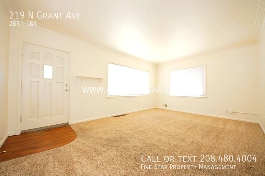 219 N Grant Ave - Photo 2 of 14