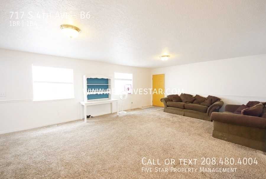 717 S 4th Ave #B6 - Photo 2 of 7
