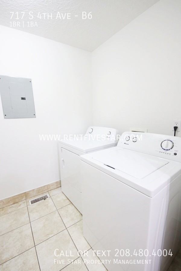 717 S 4th Ave #B6 - Photo 7 of 7