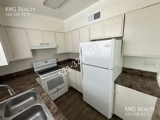 507 E Jacinto St - Photo 3 of 17