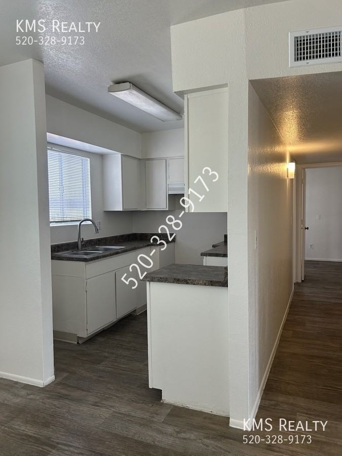 507 E Jacinto St - Photo 4 of 17