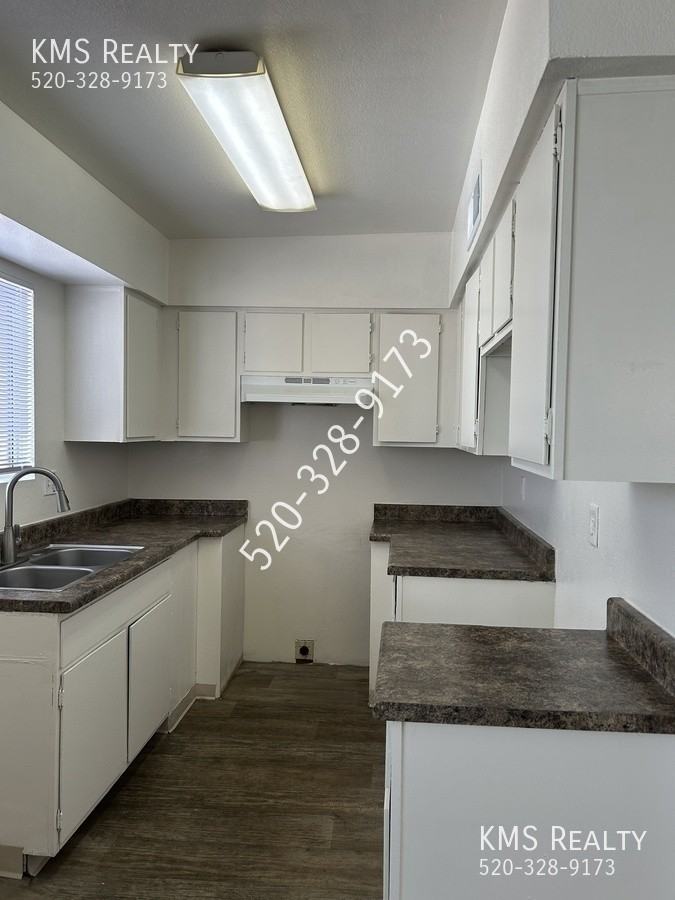 507 E Jacinto St - Photo 7 of 17