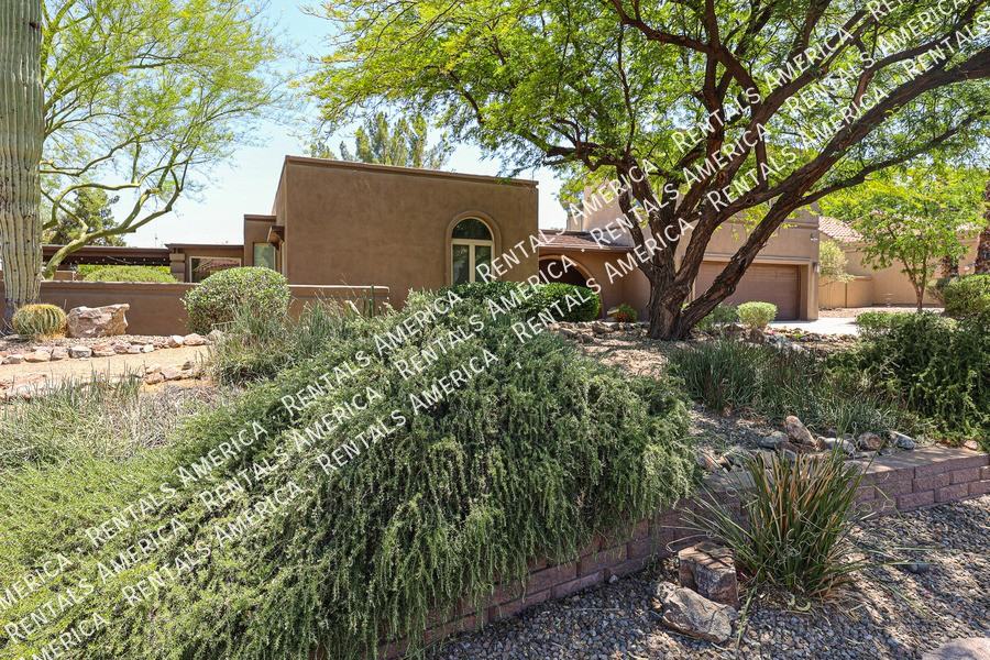 15811 E Richwood Ave - Photo 3 of 50