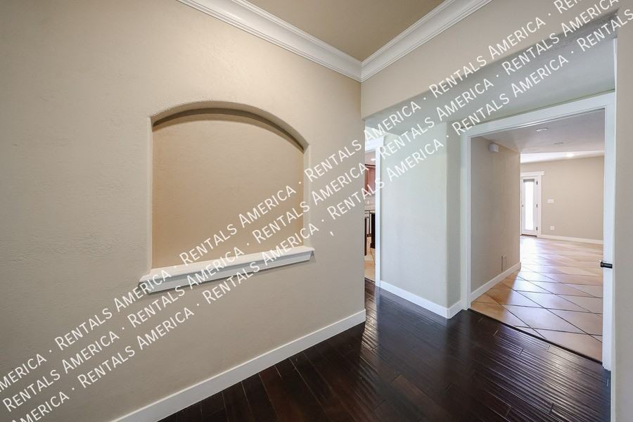 15811 E Richwood Ave - Photo 4 of 50