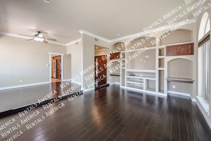 15811 E Richwood Ave - Photo 7 of 50