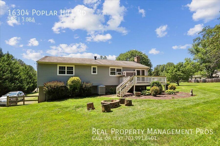 16304 Poplar Hill Rd - Photo 4 of 32