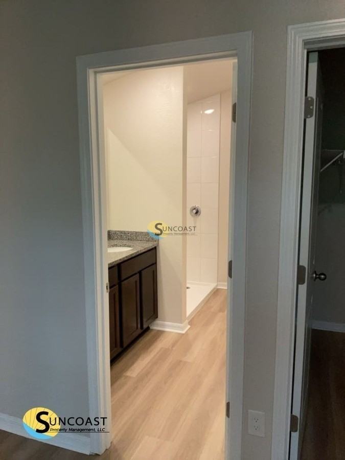 5557 Broadgate Ct - Photo 7 of 16