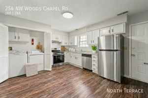 featured image of 254 Nw Woods Chapel Rd #COPY