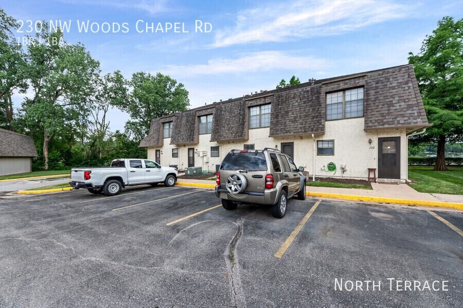 230 Nw Woods Chapel Rd - Photo 5 of 7
