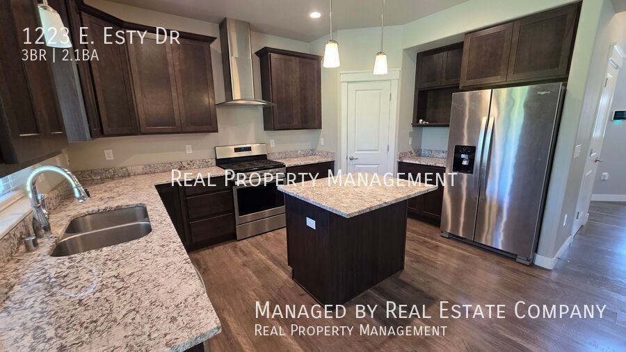 1223 E Esty Dr - Photo 3 of 33
